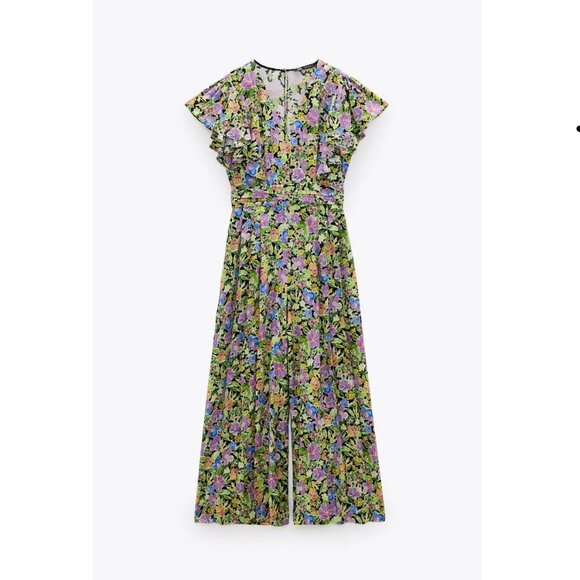 Zara Pants - Zara Floral Jumpsuit Size M NEW WITH TAG!